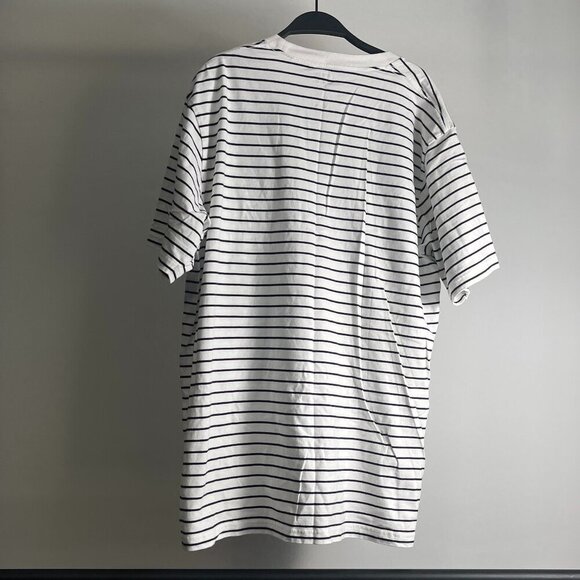 uniqlo disney  t-shirt size XL - Picture 2 of 2
